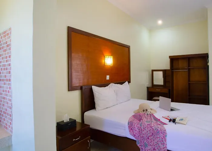 Teges Hotel 2*